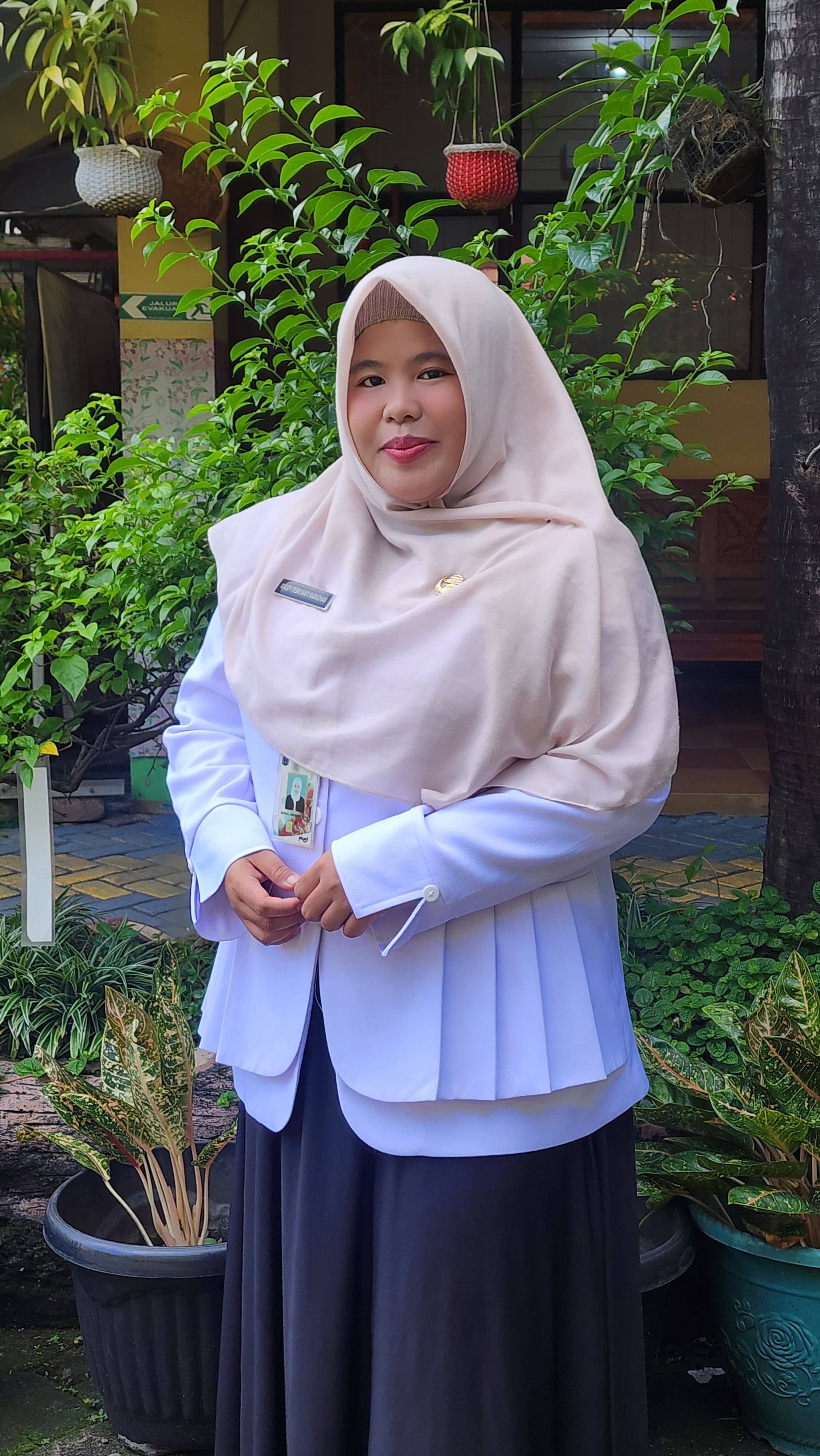 NURUL HIKMAH,M.Pd